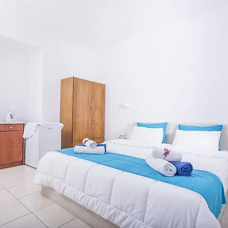 Bella Santorini