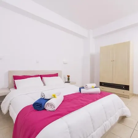 Bella Santorini Hotel