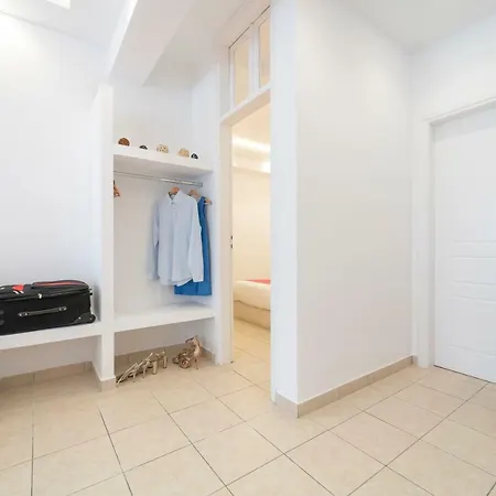 Отель Bella Santorini