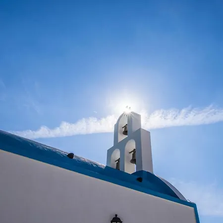 Bella Santorini 4*