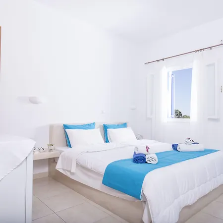 ホテル Bella Santorini