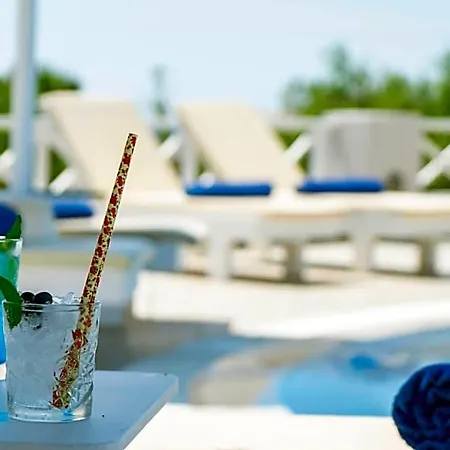 Bella Santorini 4* Agios Georgios (Santorini)